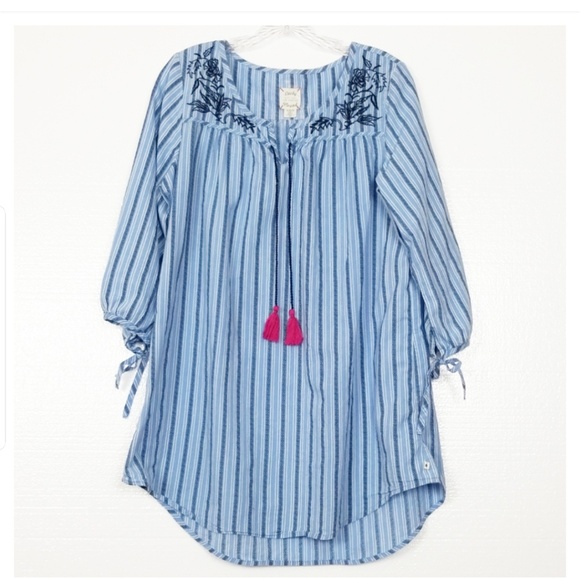 Lucky Brand Tops - Lucky Brand  striped hi lo tunic w/ embroidery
